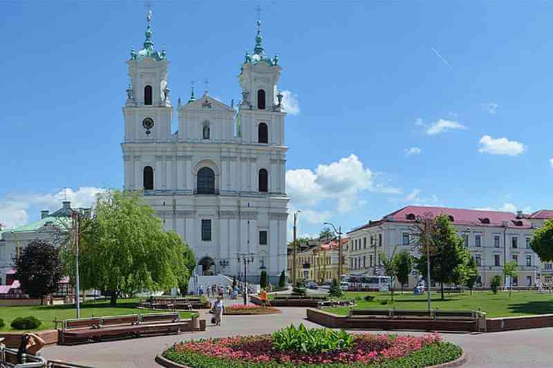 Тур из Минска в замки и Гродно