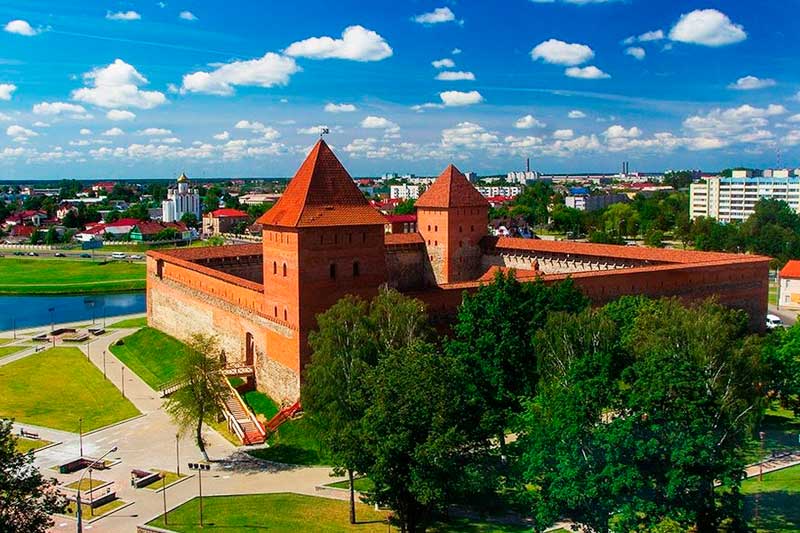 Гродно и Лидский замок из Минска